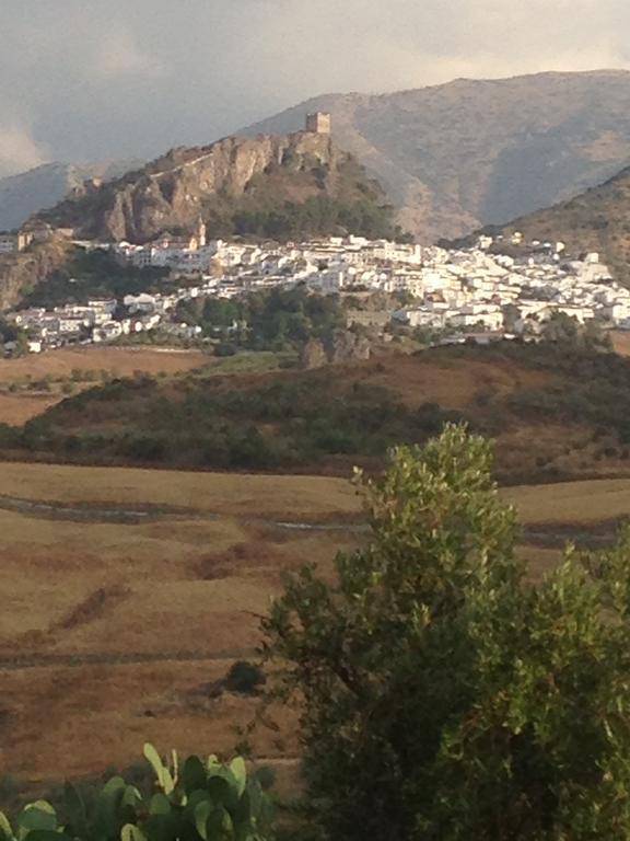 Al Lago Zahara De La Sierra Exteriör bild